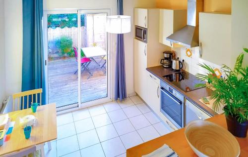 Jullouville House | 2 Bedroom Cozy Home In Jullouville
