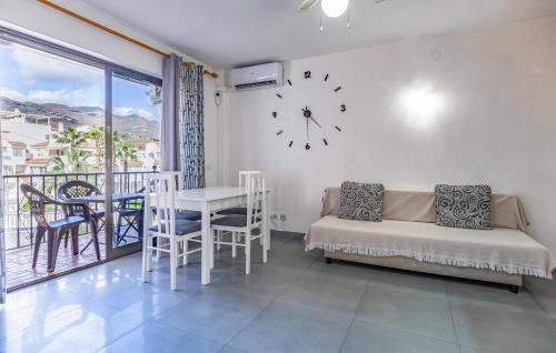 Velilla-Taramay Apartment | 2 Bedroom Cozy Apartment In Almunecar