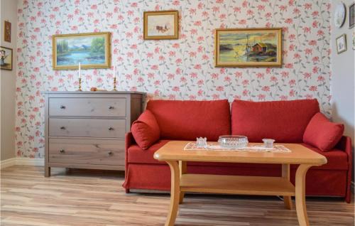 Gamleby House | 2 Bedroom Cozy Home In Gamleby