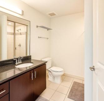 Downtown Apartment | 2 bedroom downtown highrise