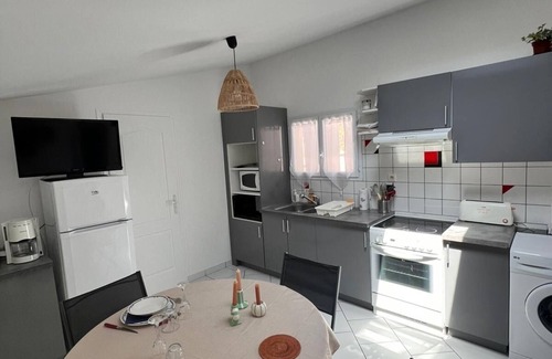 Saint Germain de Marencennes House | 2-bedroom house 25 minutes from the ocean