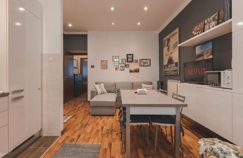 Barriera Vecchia-San Giacomo Apartment | 2 Bedroom - Free WiFi - Italian Star Apartment