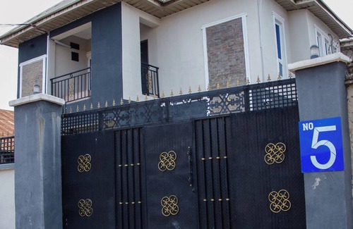 Ibadan Apartment | 2 bedroom furnished shortlet apartment in Ibadan