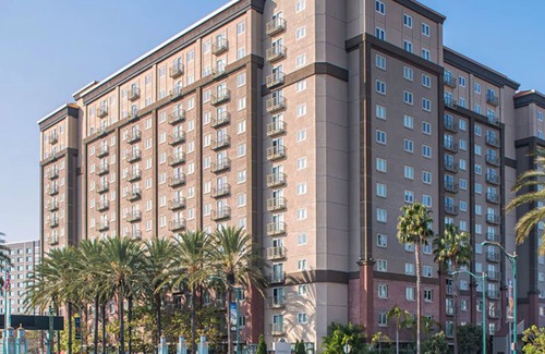 Anaheim Resort Apartment | 2-bedroom hotel suites with WiFi, and Full kitchen. Close to Disneyland
