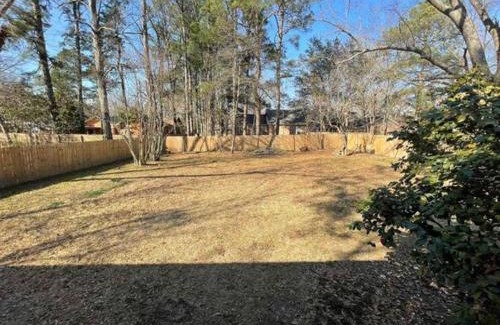 Pine Bluff House | 2-Bedroom Near Hospital and Casino