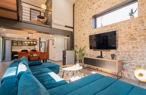 Central Dalmatia House | 2 bedroom nice home in Biorine