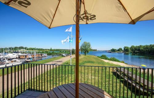 Ophoven Boat Rental | 2 Bedroom Nice Ship In Ophoven