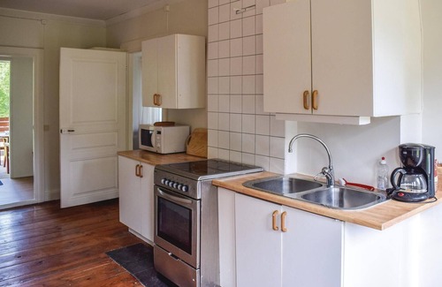 Gullabo House | 2 bedroom pet friendly home in Gullabo