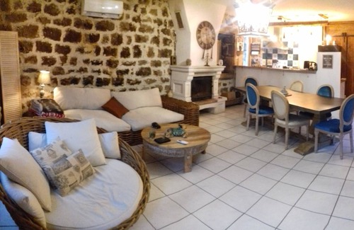 Joannas House | 2 Bedroom Private vacation home in Joannas
