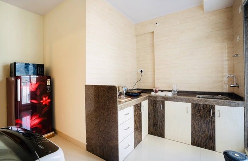 Santacruz Apartment | 2 bedroom service apartment near Mumbai Airport
