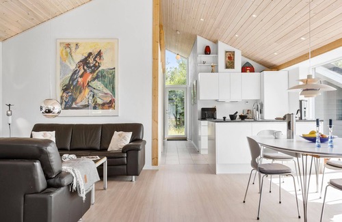Vibæk Strand House | 2 bedroom stunning home in Ebeltoft