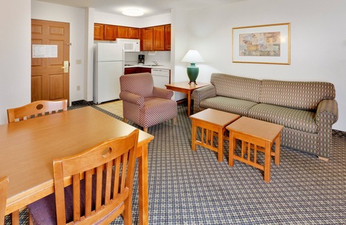 Allentown Condo | 2 Bedroom Suite | Free Breakfast + Free Wi-Fi