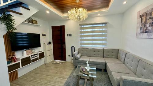 Malolos City House | 2 Bedroom Townhouse in Mabolo Malolos Bulacan