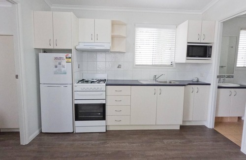 Alexandra Headland Cabin | 2 Bedroom Villa 4 Berth - 2 Bedroom Villa 4 Berth