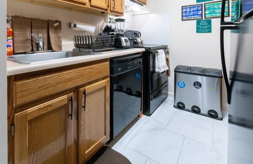 Ocean Hill House | 2 Bedrooms Fully Furnished Rental Apartment Entire @ Marion Extended Stay, USA