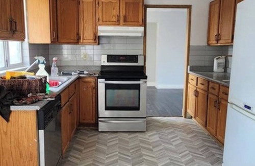 Newton House | 2 Beds, 1 Bath