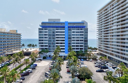 Bermuda Riviera Apartment | 2 Beds and a beach - Ocean Front