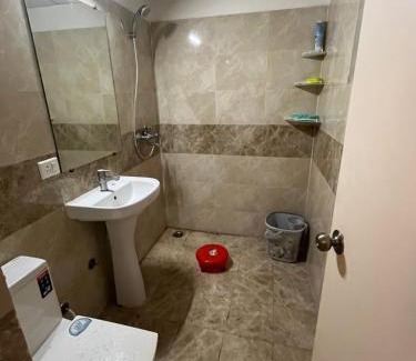 Ghaziabad Apartment | 2 BHK fully furnished guest apartment - ghaziabad
