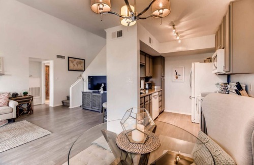 South Scottsdale Condo | 2 BR Loft in the heart of Old Town - Heated Pool/Sleeps 4