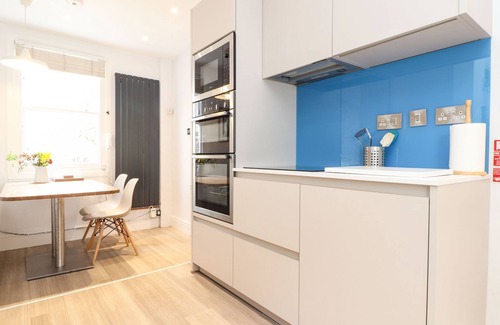 Mousehole Cottage | 2 CHAPEL PLACE, pet friendly, character holiday cottage in Mousehole