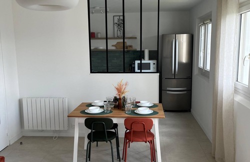 Elbeuf Apartment | 2 chic and spacious bedrooms in a 99m2 apartment