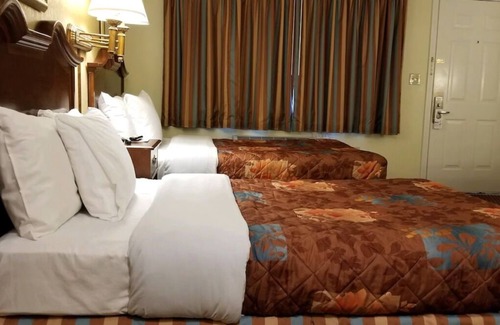 Sturbridge Hotel | 2 Double Beds Room, Scottish Inns Sturbridge, Free Parking, Near Attractions