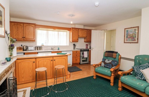 Glengarriff Cottage | 2 Garnish Court