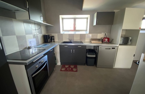 Saint-Martin-de-Salencey House | 2 Gites for 16 people