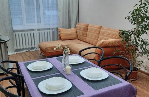 Uglich Hotel | 2-kh komnatnaia kvartira