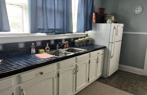 Ashland House | 2 King Bedrooms/1 full bath Country Club Cabana