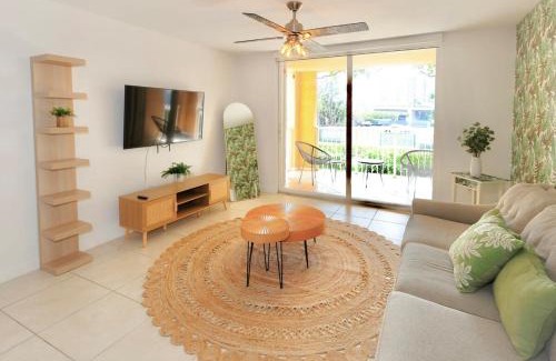 Aventura Apartment | 2 Luxury Bedrooms at Yacht Club de Aventura