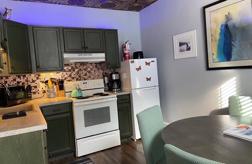 Ashfield Apartment | 2 Master Bedrooms-Kings
