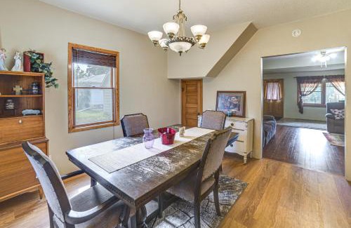 Burke House | 2 Mi to Burke Lake Quaint Small-Town Retreat!