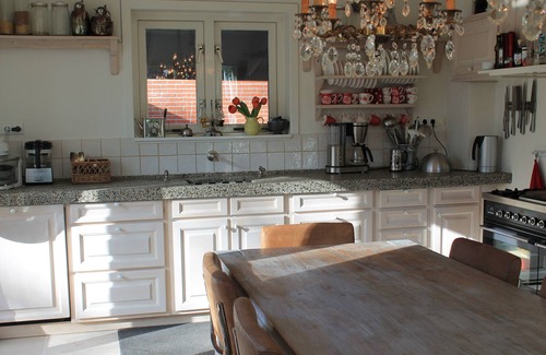 Bergen House | 2 pers. Villa Donja very idyllic. Directly at the forest and near the beach.
