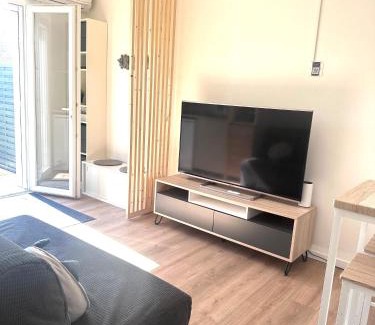 Gradignan Apartment | 2 Pieces - Cosy - Parking Securisé