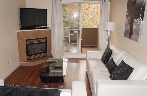 Kensington-Cedar Cottage Villa | 2- Premium Beatrice