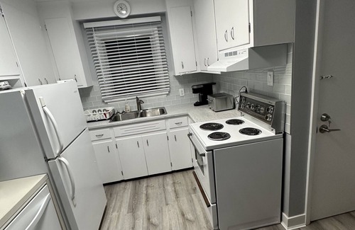 East Kildonan House | 2 Private Bedrooms in Winnipeg1
