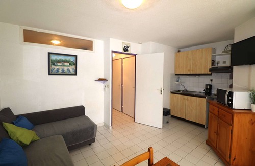 Le Grau-Du-Roi Apartment | 2 room cabin swimming pool air conditioning loggia and terrace