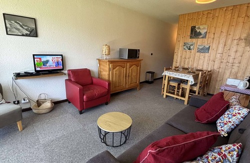 Notre-Dame-de-Bellecombe Apartment | 2-room apt with pool and parking in Notre-Dame-de-Bellecombe, 4 pers