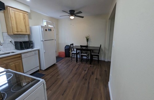 Northeast Colorado Springs Apartment | 2 story apartment in quiet neighborhood minutes to UCCS. 2bed/1.5 Bath. Garage