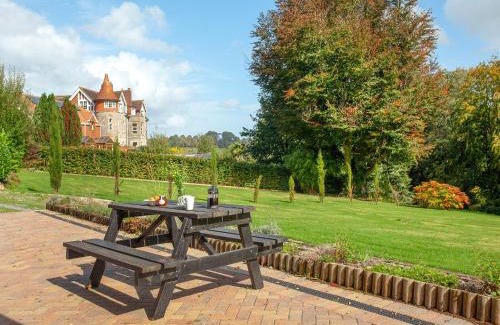 Liverton House | 2 The Folly's - Uk45188