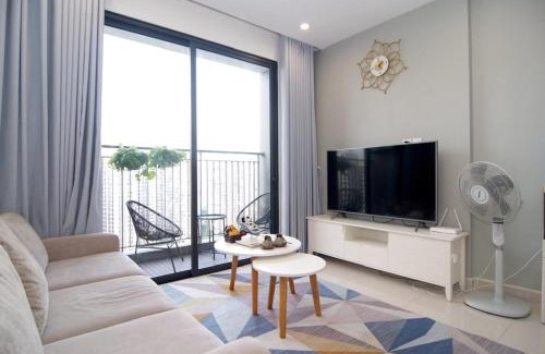 Gia Lam Apartment | -20% Cozy 3-bedroom Apartment, Free swimming pool