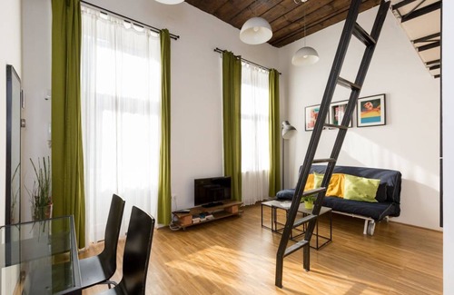 Palace District Apartment | 20 m² Apartment ∙ 1 bedroom ∙ 2 guests