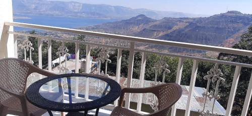 Panchgani Hotel | 20 m² Hotel ∙ 4 guests
