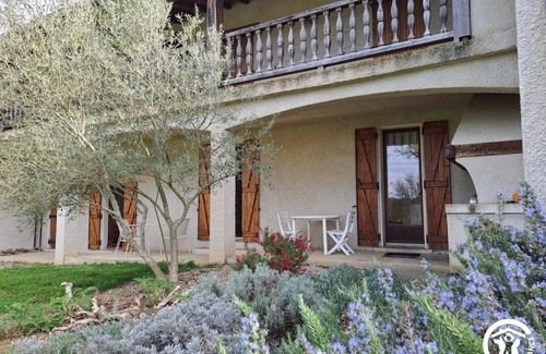 Burlats House | 200 m² Gîte ∙ 5 bedrooms ∙ 12 guests