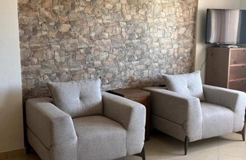 Markopoulon Apartment | 200 m² Apartment ∙ 4 bedrooms ∙ 12 guests