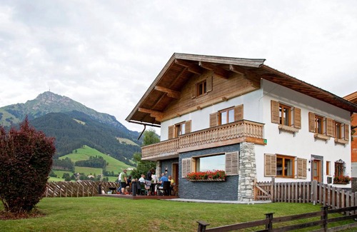 Oberndorf in Tirol House | 200 m² House ∙ 4 bedrooms ∙ 9 guests