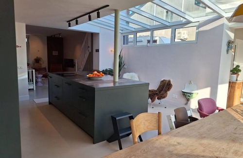 Hilversum House | 200 m² House ∙ 3 bedrooms ∙ 4 guests