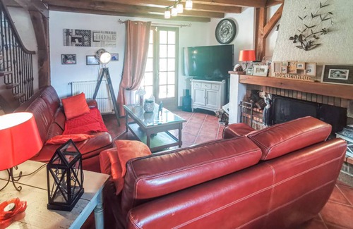 Salbris House | 200 m² House ∙ 4 bedrooms ∙ 8 guests