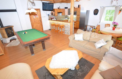 Liberec House | 200 m² House ∙ 5 bedrooms ∙ 14 guests